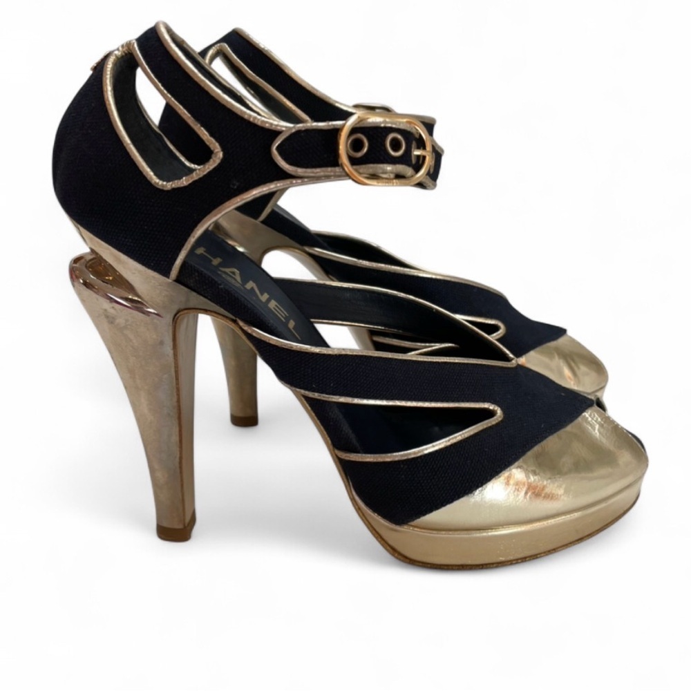 Chanel Gold Leather & Navy Peep-Toe Heels Size 7.5 - Picture 8 of 15